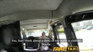 FakeTaxi - tökéletes keblű fiatal kishölgy - Amatordomina.hu
