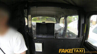 FakeTaxi - Nicola Kiss dug a taxissal - Amatordomina.hu