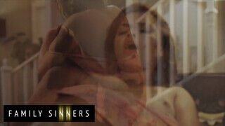 Family Sinners - Destiny Cruz a szajha kolumbiai húgi - Amatordomina.hu