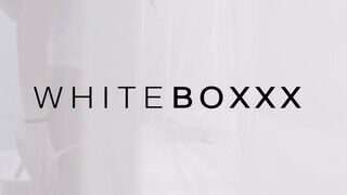 WHITEBOXXX - Vanessa Decker lágyan szeretkezik - Amatordomina.hu