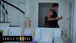 Family Sinners - Chloe Cherry és a perverz mostoha apja - Amatordomina.hu