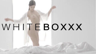 White Boxxx - Érzelmes kúrás popsi behatolással - Amatordomina.hu
