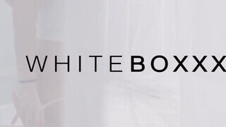 WhiteBoxxx - Tiffany Tatum bulkesza megpakolva - Amatordomina.hu