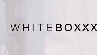 WHITEBOXXX - Clea Gaultier a bűbájos francia kisasszony - Amatordomina.hu