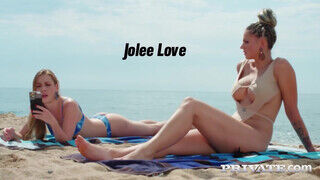 Jolee Loveot a strandon szedik fel egy kicsike análba baszásra - Amatordomina.hu
