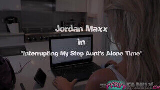 Jordan Maxx a lebukott masztizó anya dug a nevelő fiával - Amatordomina.hu