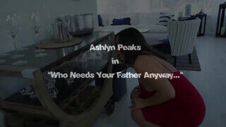 Ashlyn Peaks a óriási tőgyes nevelő anya élvezi a nevelt fia keményen álló faszát - Amatordomina.hu