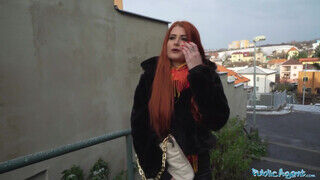 Gia Tvoricceli a vörös hajú tini cafka örül a hatalmas faroknak - Amatordomina.hu