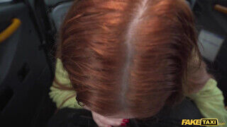 Eva Berger a vörös hajú milf megdolgozva a taxiban - Amatordomina.hu