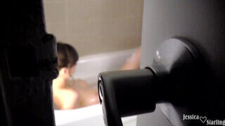 Jessica Starling a vadító orbitális keblű fiatal bige megbaszva a fürdőben - Amatordomina.hu