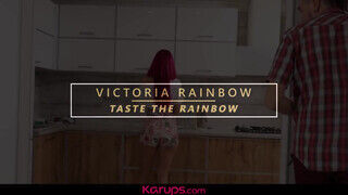 Victoria Rainbow a szép sovány kicsike cickós vörös hajú milf megkefélve - Amatordomina.hu