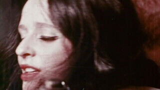The Blue Balloon (1973) - Retro xxx pornvideo - Amatordomina.hu